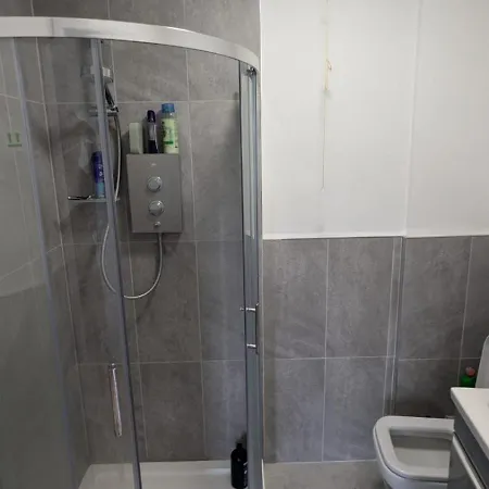 Apartment Large Newly Updated 3bd Duplex 20min To Airport *