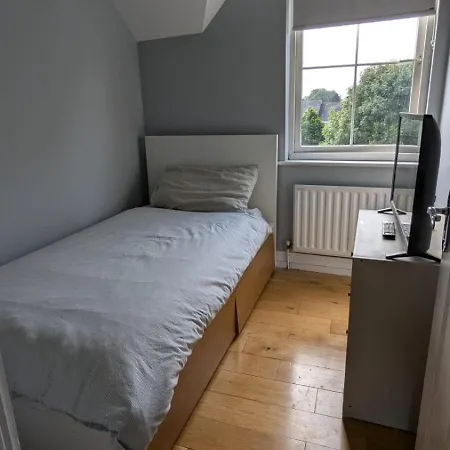 Apartment Large Newly Updated 3bd Duplex 20min To Airport *