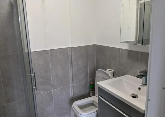 Apartament Large Newly Updated 3bd Duplex 20min To Airport