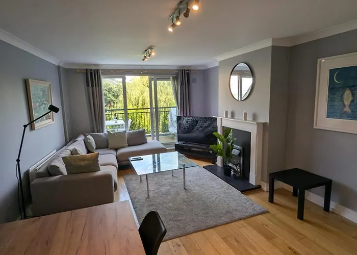 Large Newly Updated 3bd Duplex 20min To Airport Daire Dublin